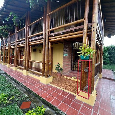 Villa Alejandra Del Quindio Calarca Exterior photo