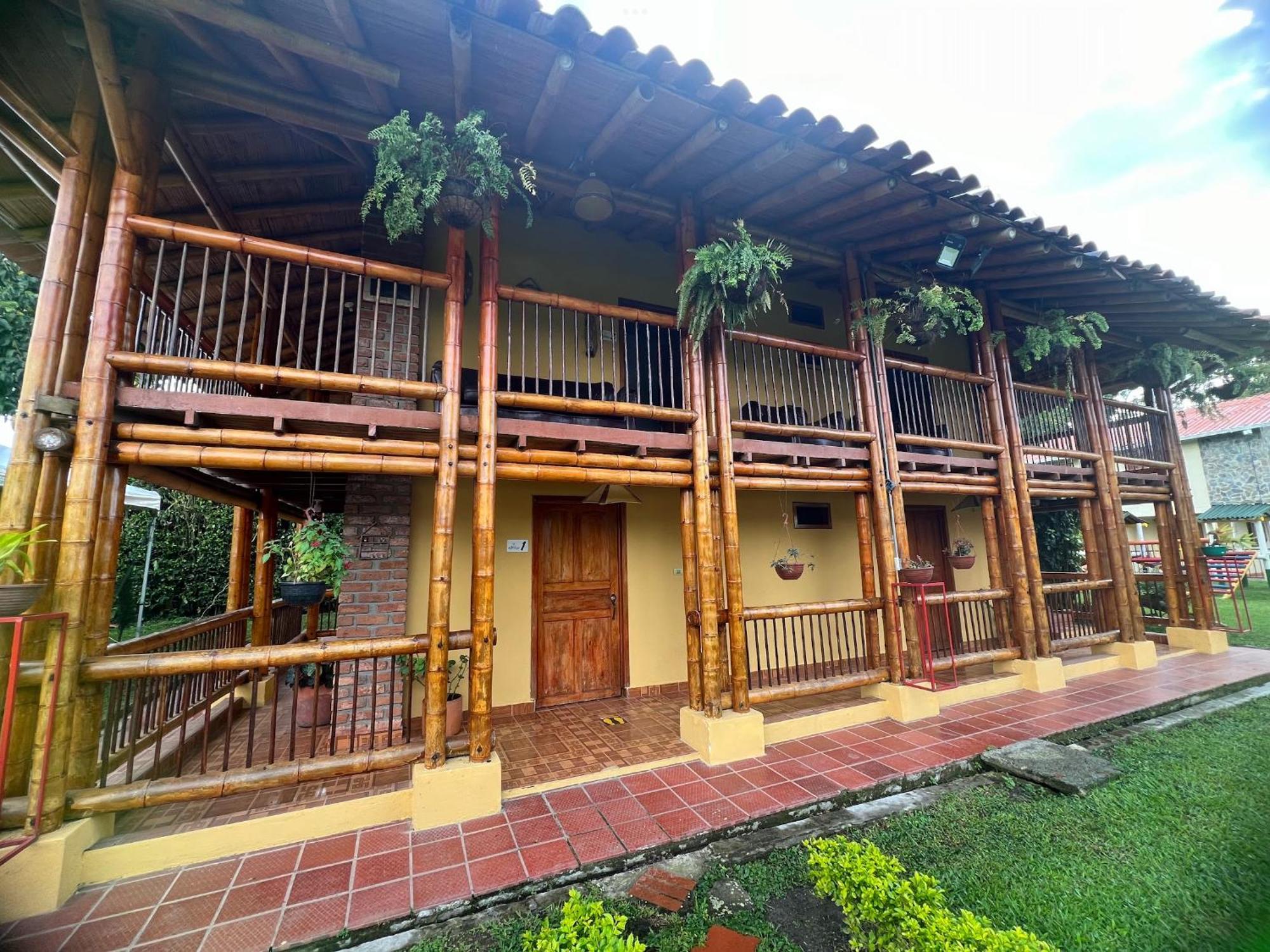 Villa Alejandra Del Quindio Calarca Exterior photo